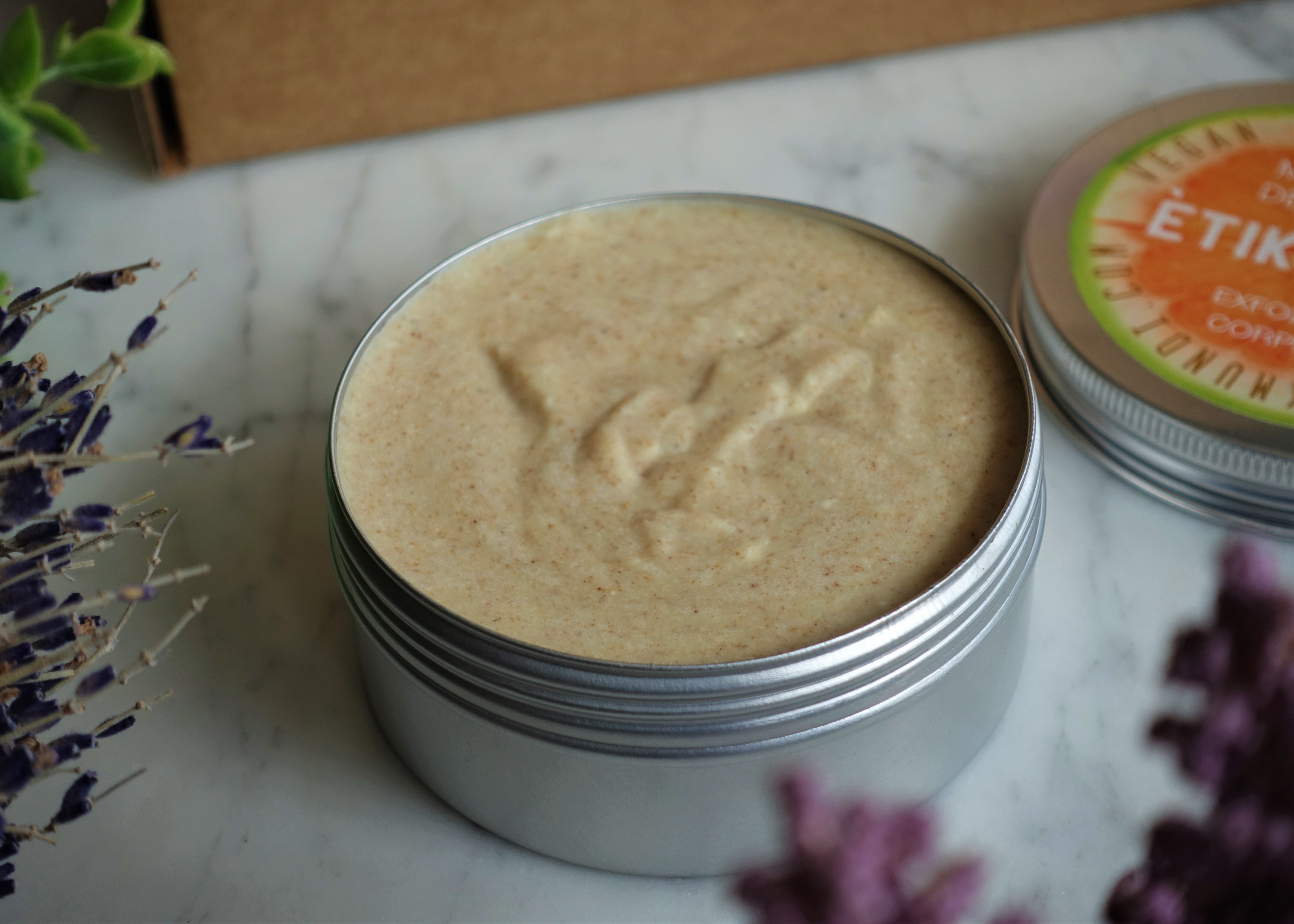 Olga Mentabio (Exfoliante/Manteca de Karité de Ètik Mundi)