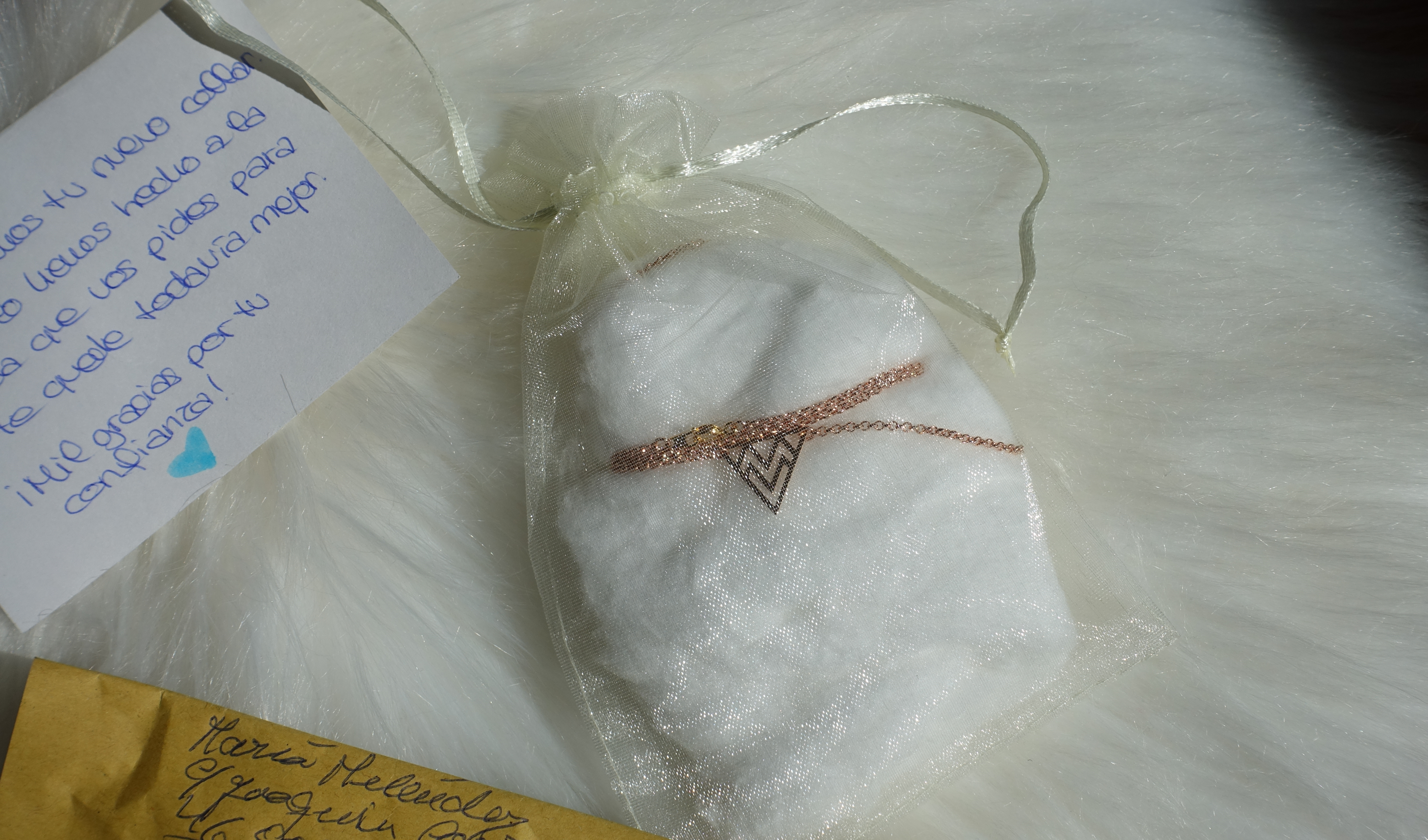 Collar étnico de Cincosegundos