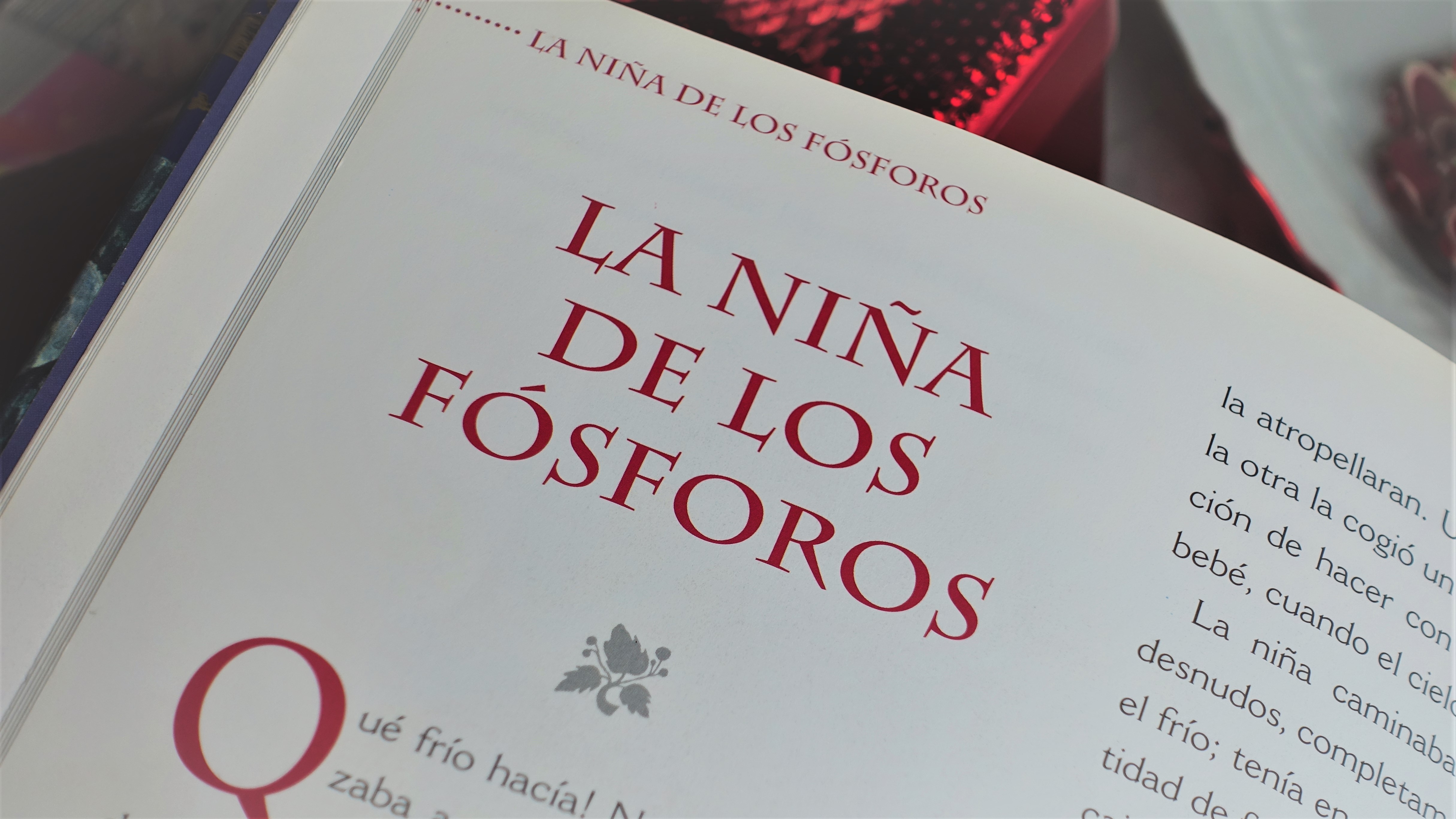 Blogmas Day 3: Favorite Christmas Book