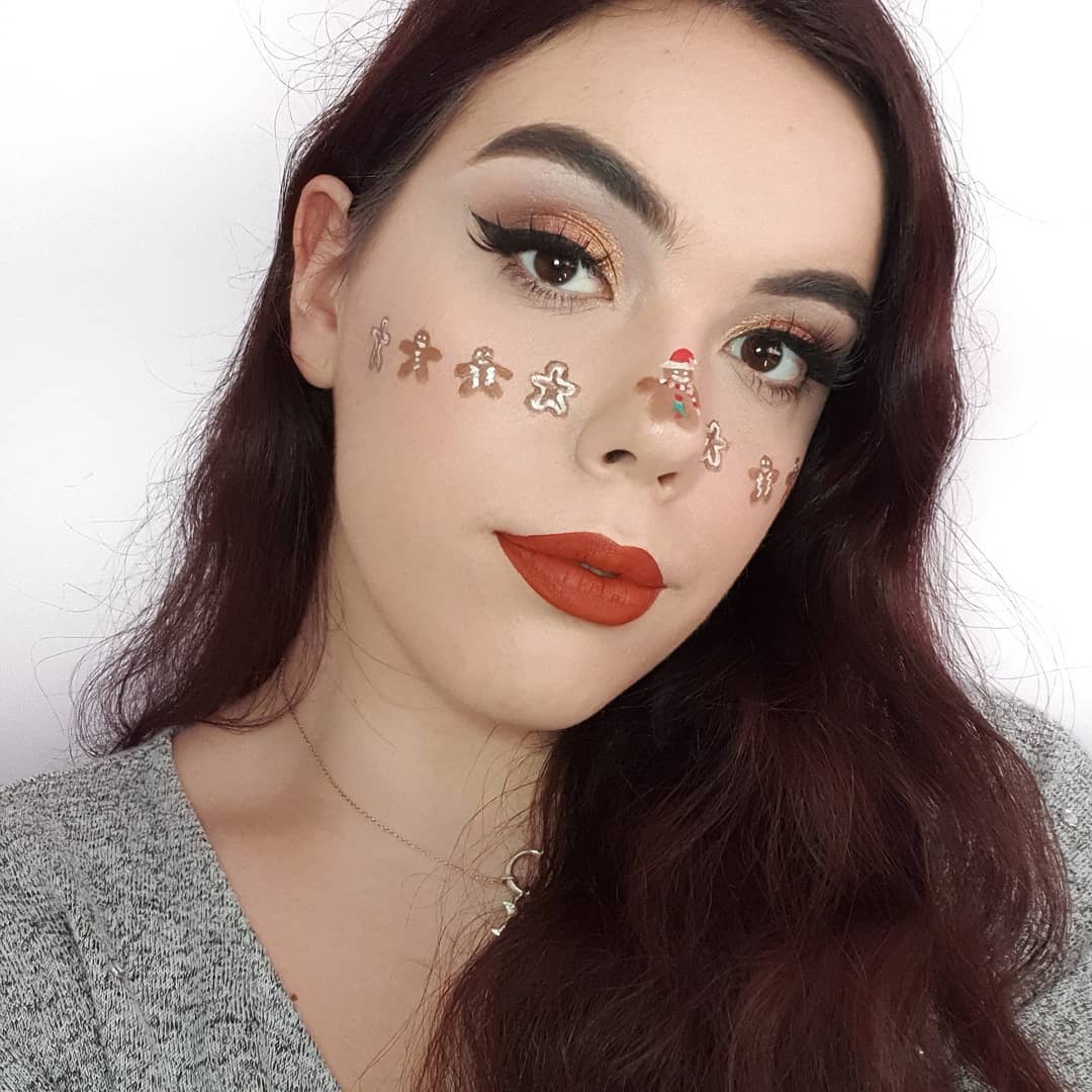 Blogmas Day 10: Christmas Inspired Makeup / Día 10: Maquillaje de Navidad