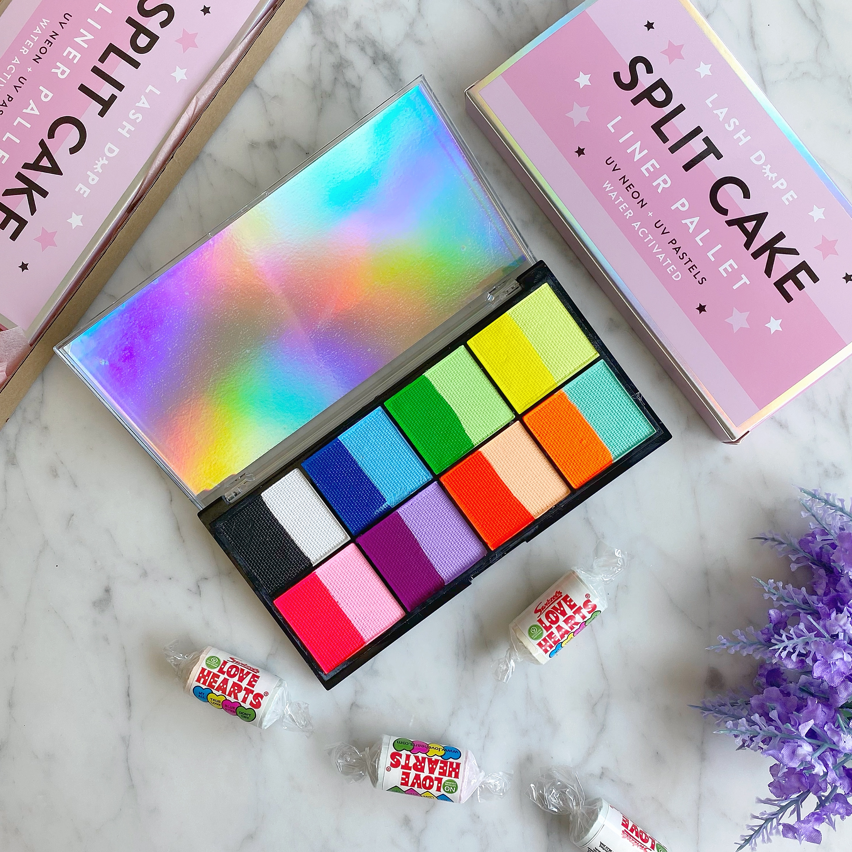 Lash Dupe Split Cake Liner Palette